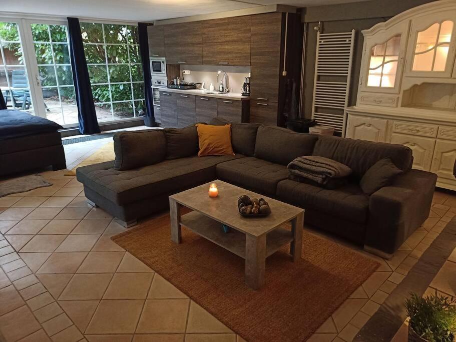 הירלן Kom Thuis In Deze Gezellige Loft מראה חיצוני תמונה